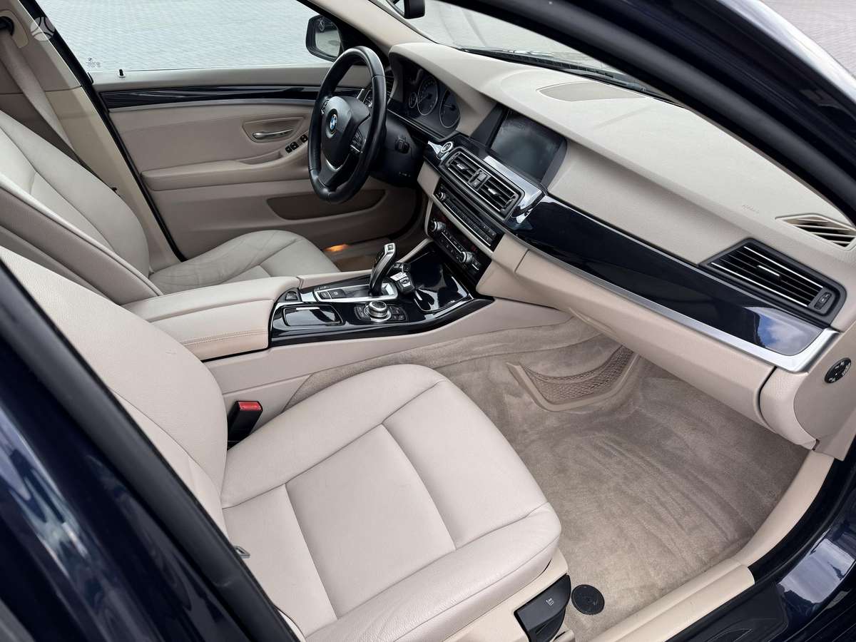 BMW 530, 3.0 l., wagon