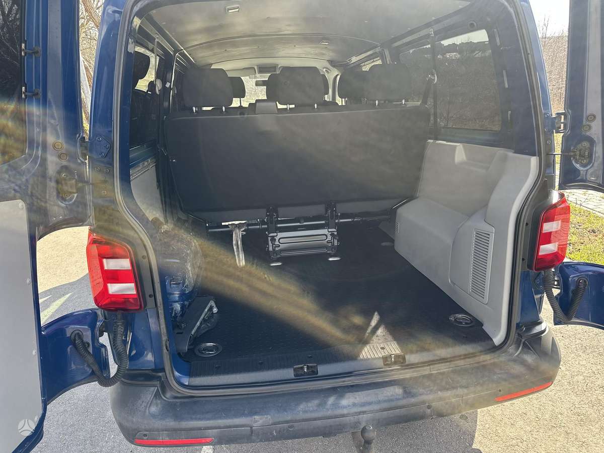 Volkswagen Transporter, 2.0 l., pasažieru mikroautobuss