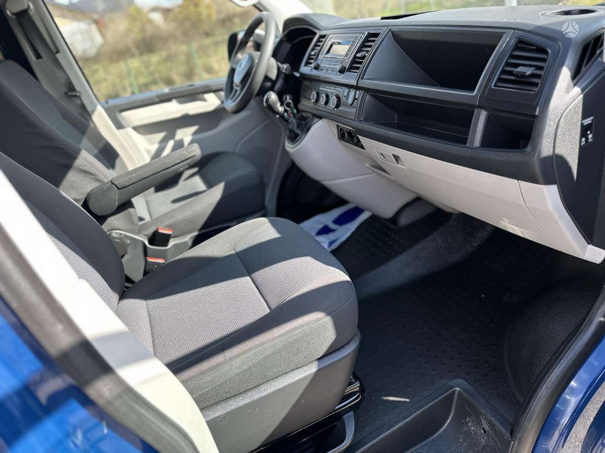 Volkswagen Transporter, 2.0 l., pasažieru mikroautobuss