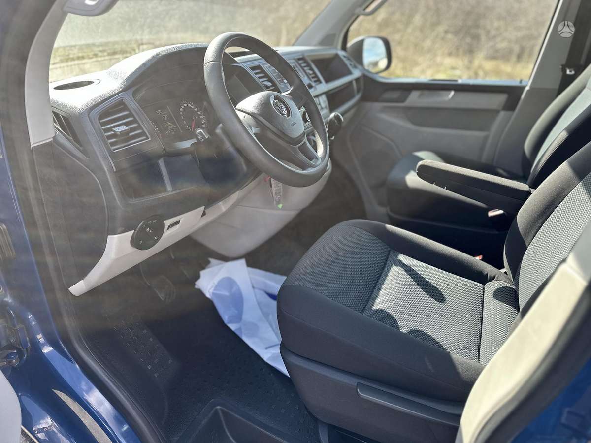 Volkswagen Transporter, 2.0 l., pasažieru mikroautobuss