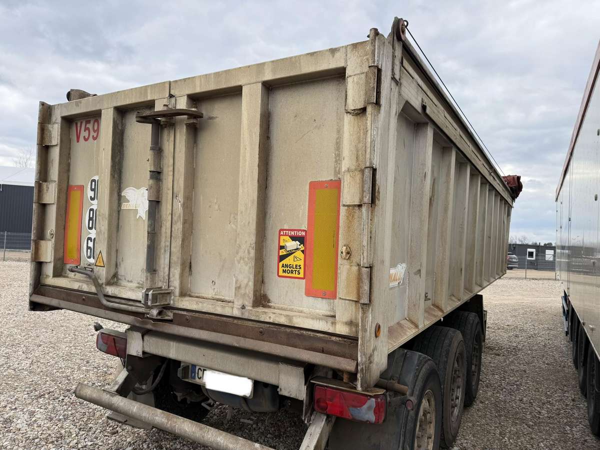 Benalu France, dumper / tipper