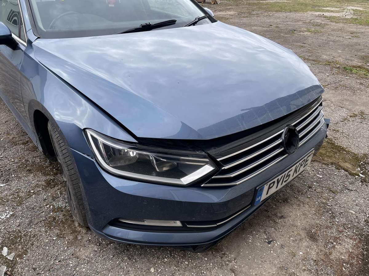 Volkswagen Passat for parts