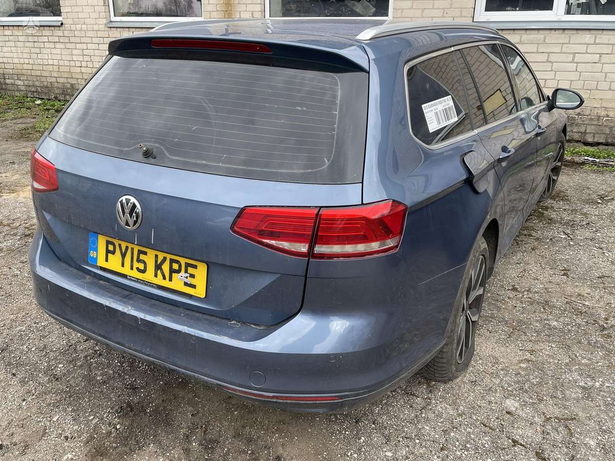 Volkswagen Passat for parts