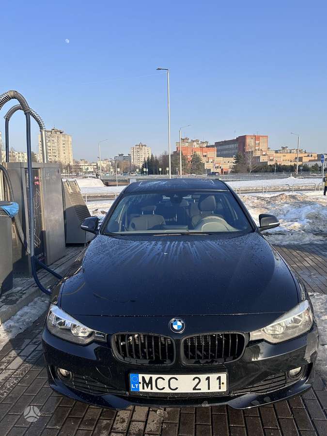BMW 320, 2.0 l., Седан