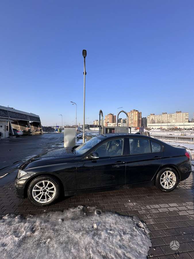 BMW 320, 2.0 l., Седан