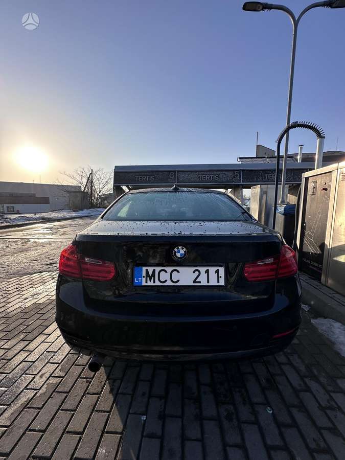 BMW 320, 2.0 l., Седан