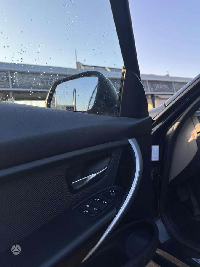 BMW 320, 2.0 l., Седан