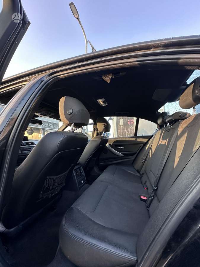 BMW 320, 2.0 l., Седан
