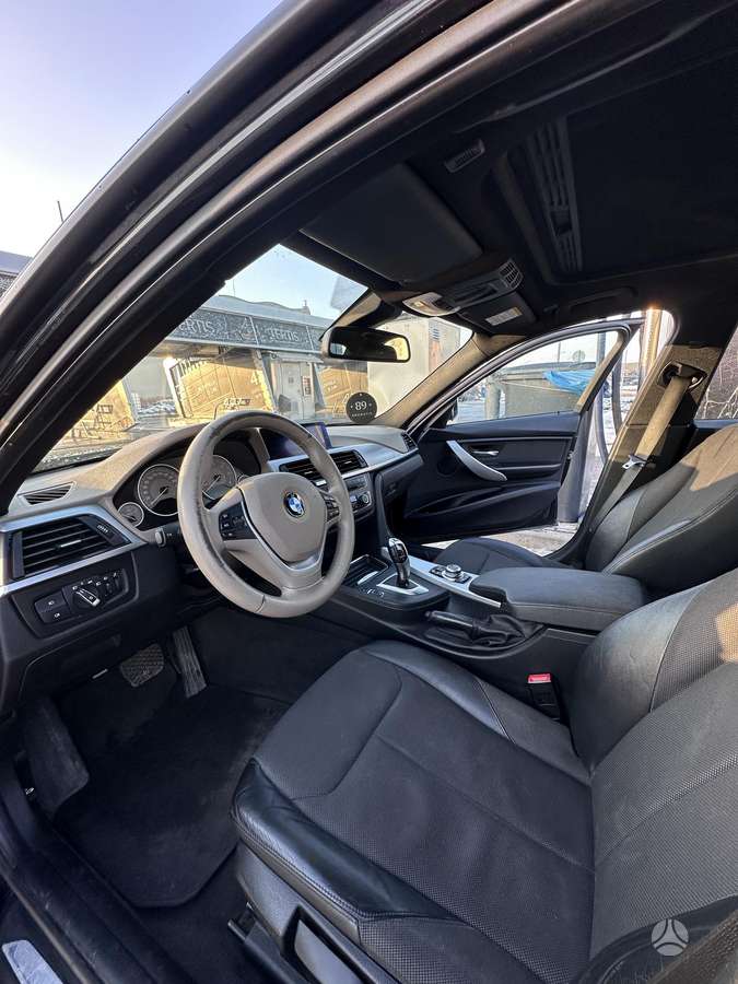 BMW 320, 2.0 l., Седан