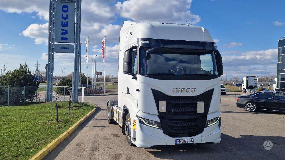 Iveco SWAY, double sleeper
