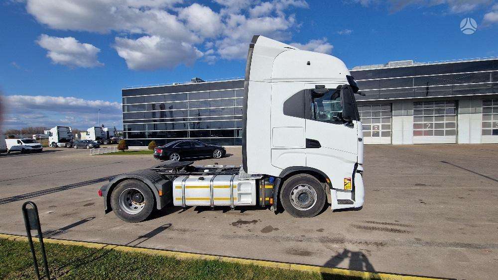 Iveco SWAY, double sleeper