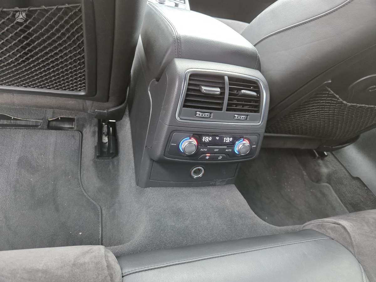 Audi A6, 3.0 l., universalas