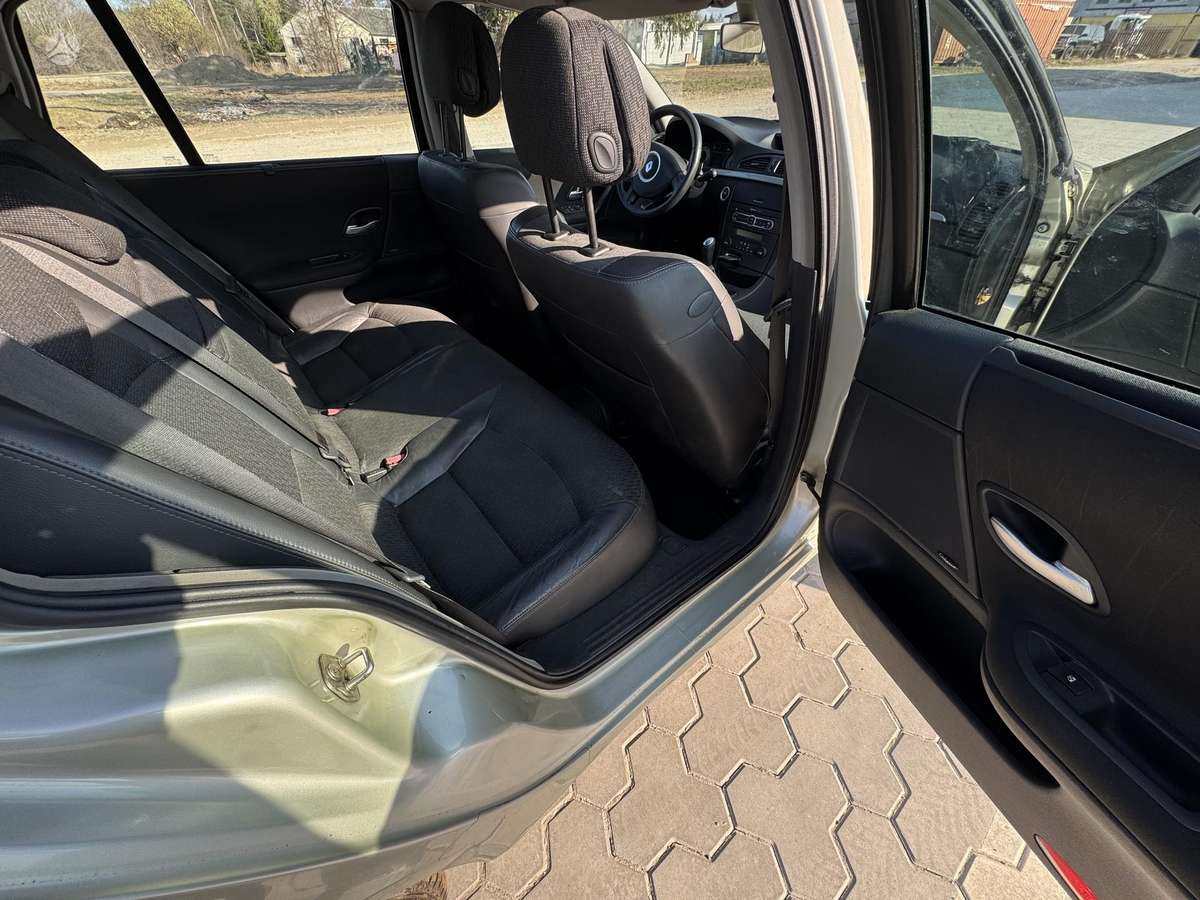 Renault Laguna, 2.0 l., wagon