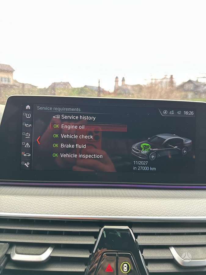 BMW 520, 2.0 l., Седан