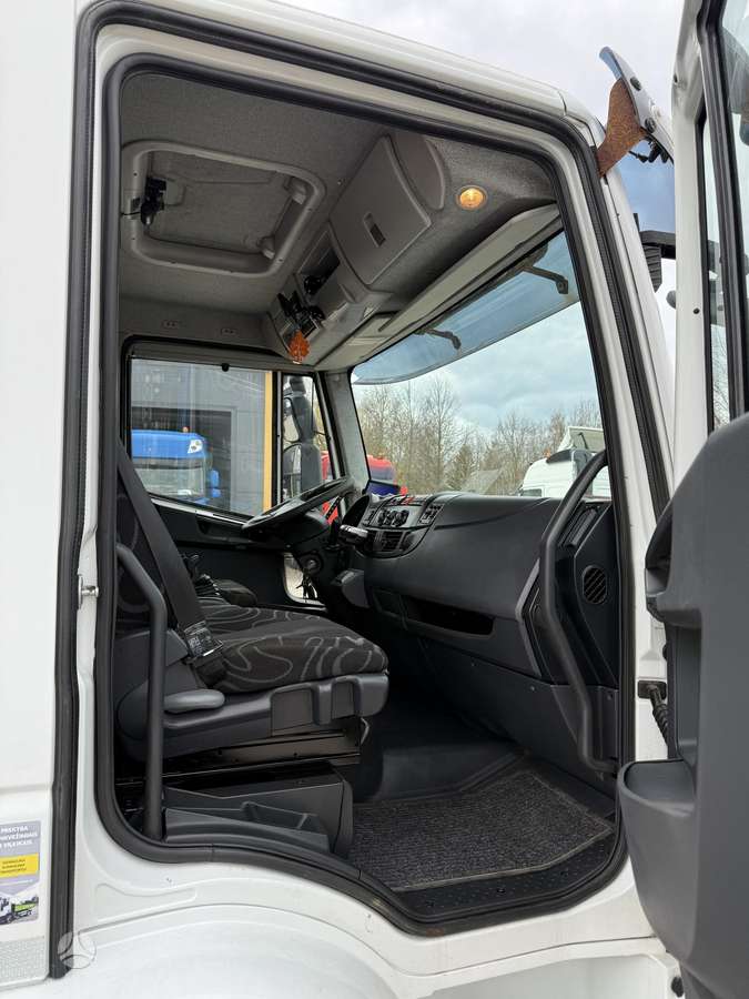 Iveco 120E25, savivarčiai