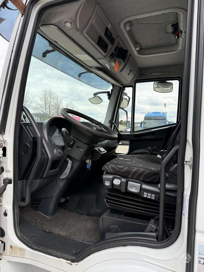 Iveco 120E25, savivarčiai
