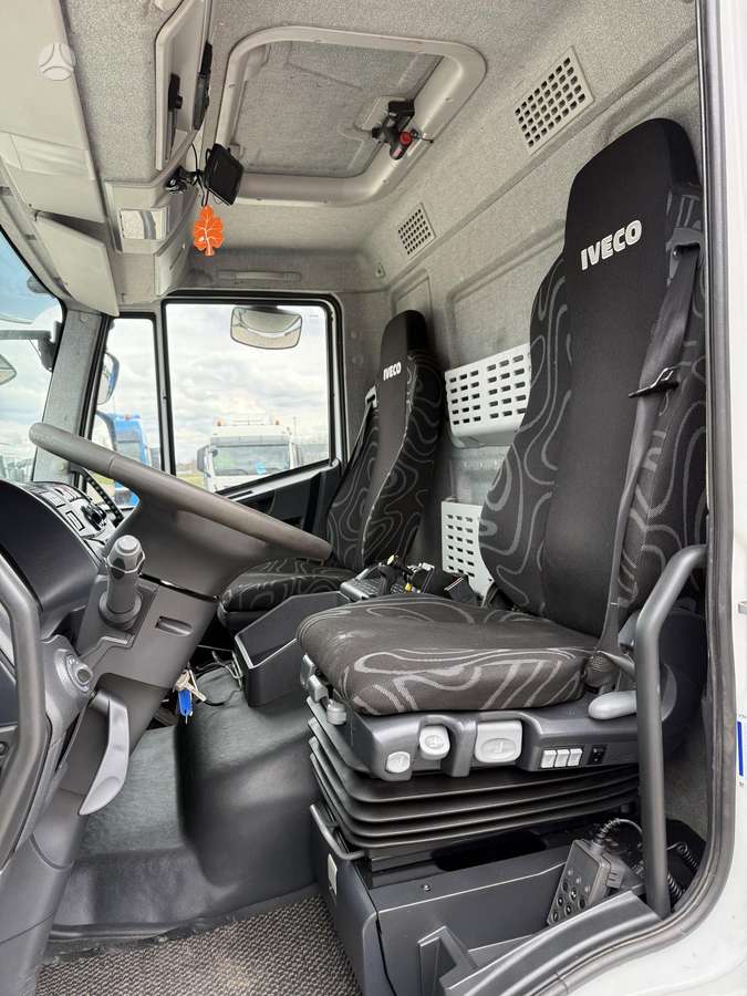 Iveco 120E25, savivarčiai