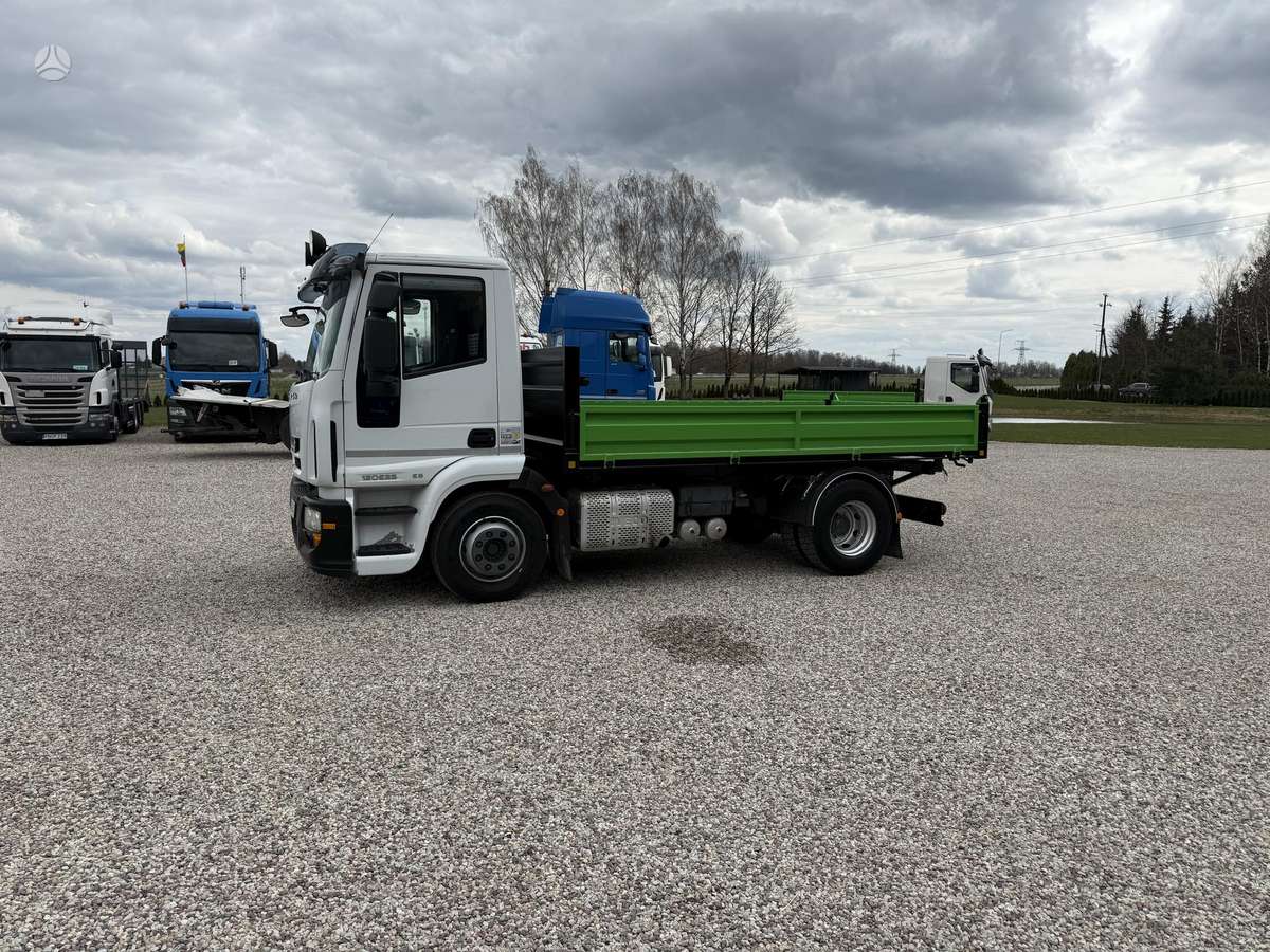 Iveco 120E25, самосвалы