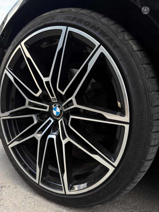 BMW 520, 2.0 l., Седан