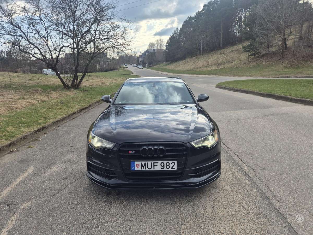 Audi S6, 4.0 l., Седан