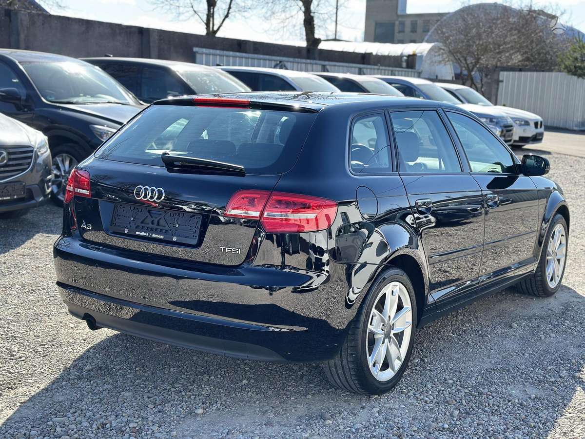 Audi A3, 1.2 l., hatchback