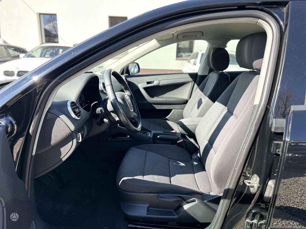 Audi A3, 1.2 l., hatchback