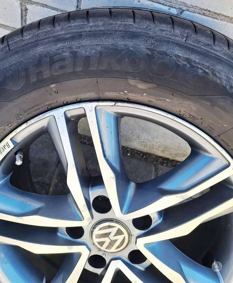 Volkswagen, light alloy, R17