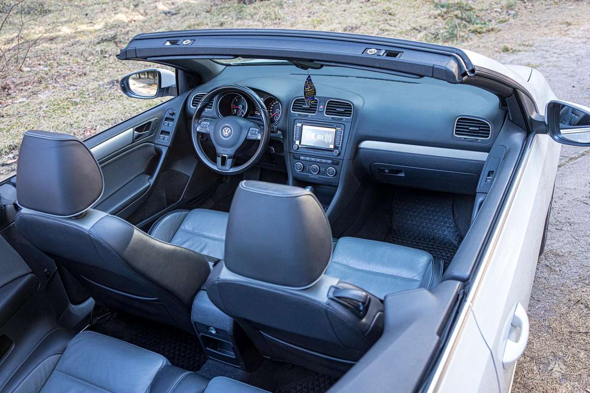 Volkswagen Golf, 2.0 l., Кабриолет