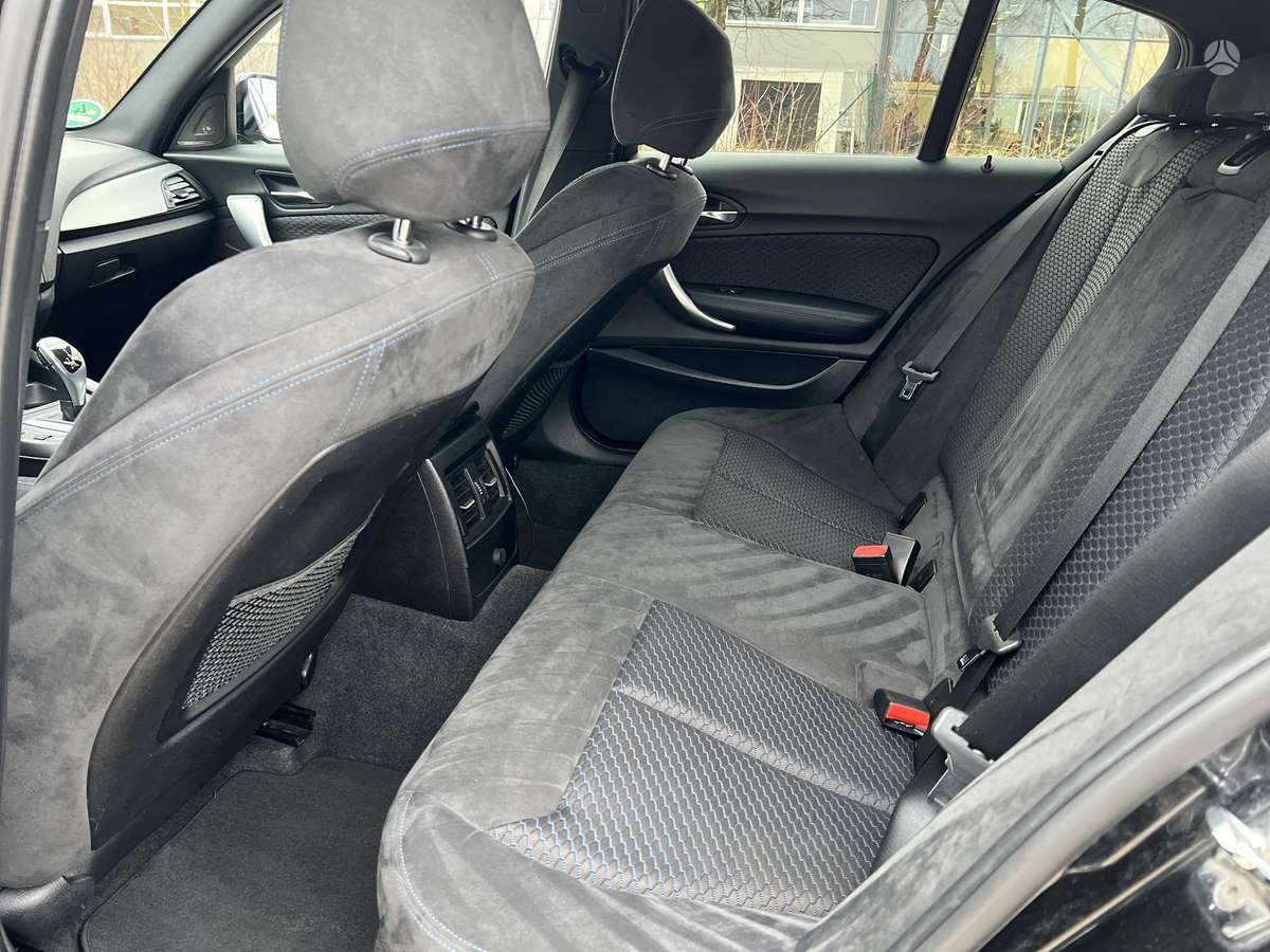 BMW 120, 2.0 l., hatchback