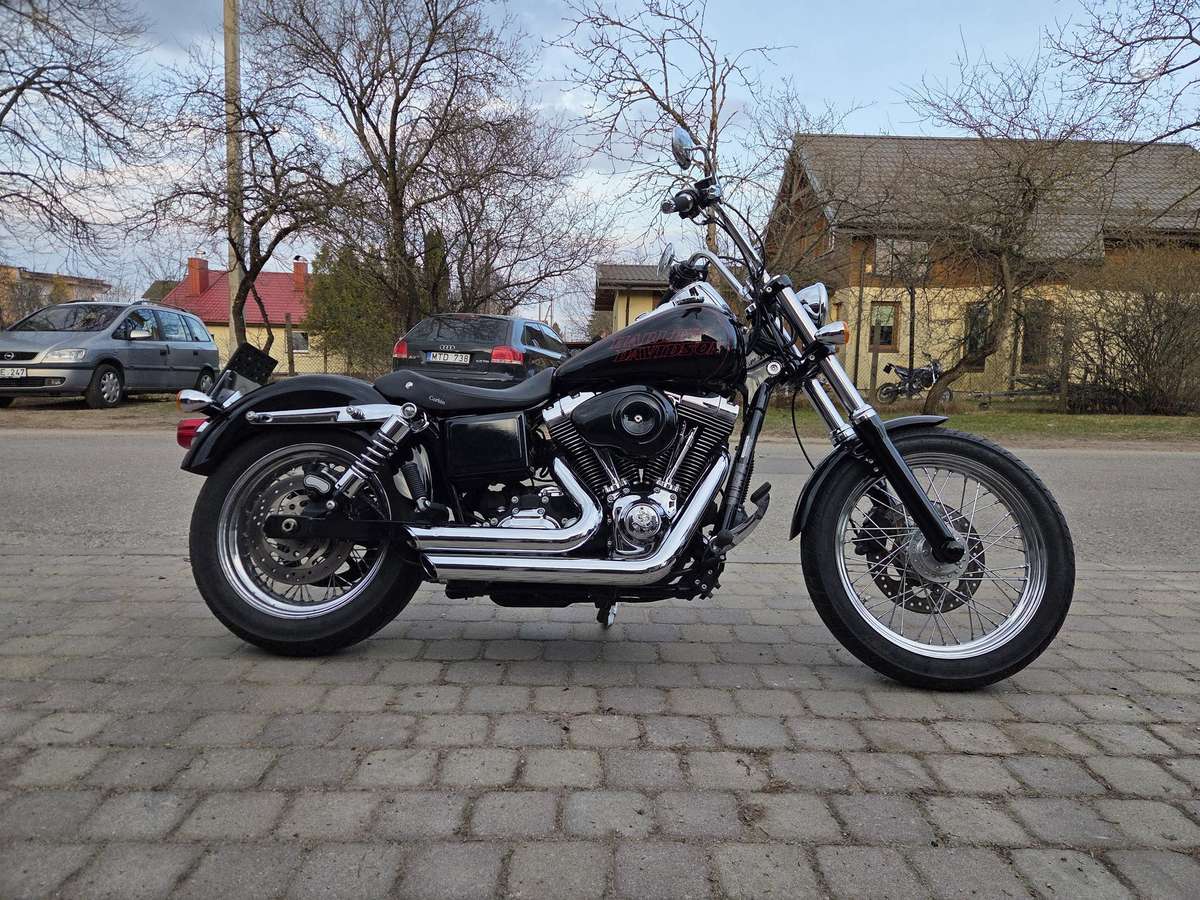 Harley-Davidson FXDC 1584cc, choppers