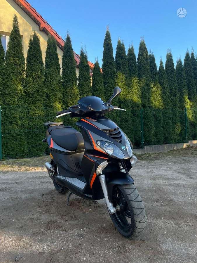 Piaggio NRG 49cc, scooters / mopeds