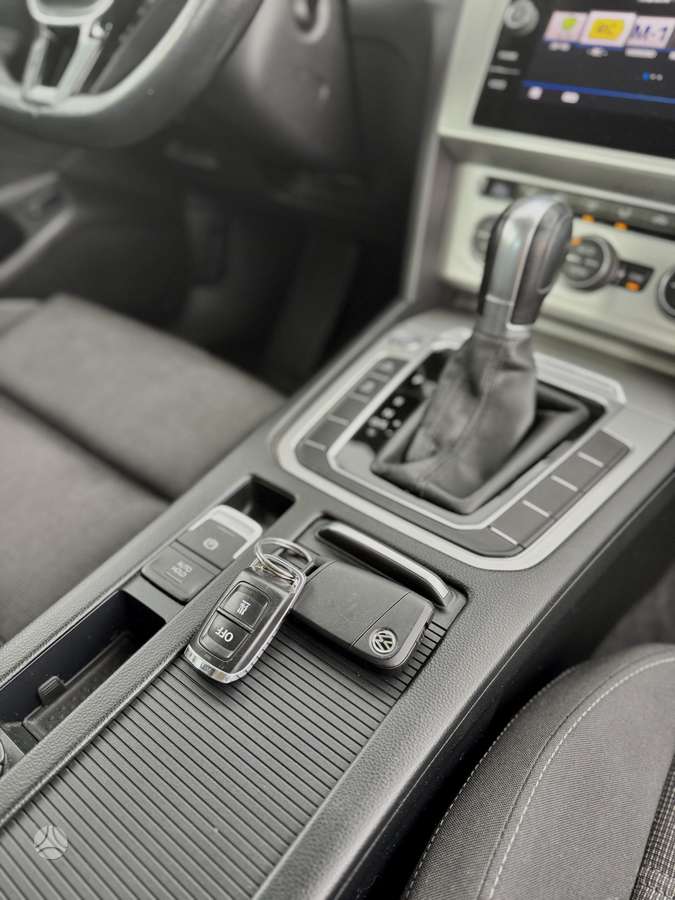 Volkswagen Passat, 2.0 l., Универсал