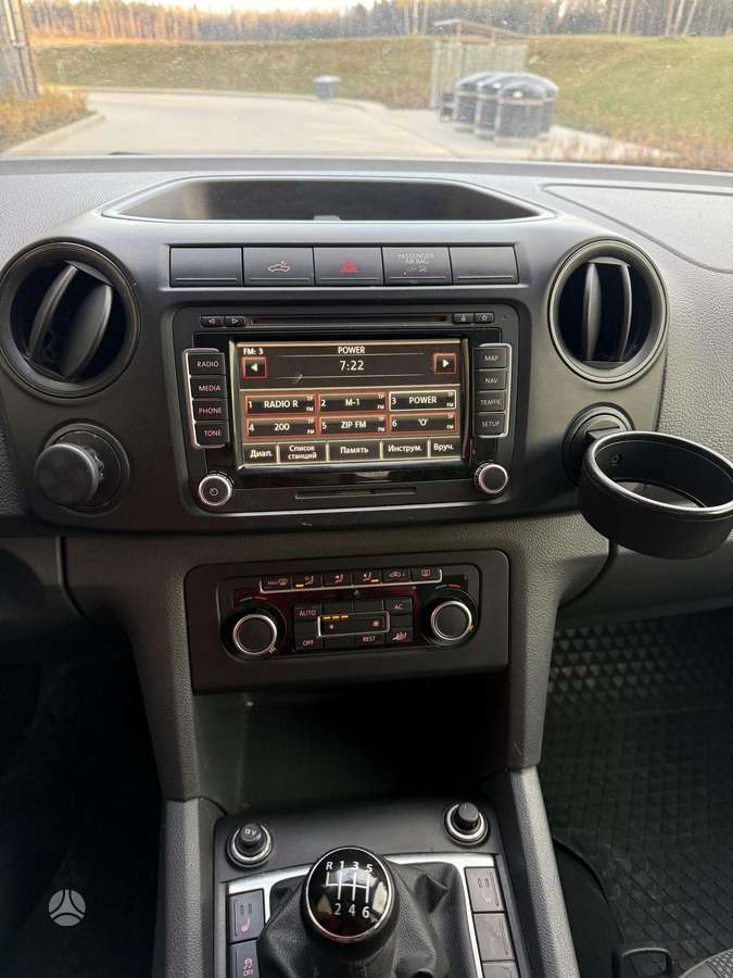Volkswagen Amarok - 11