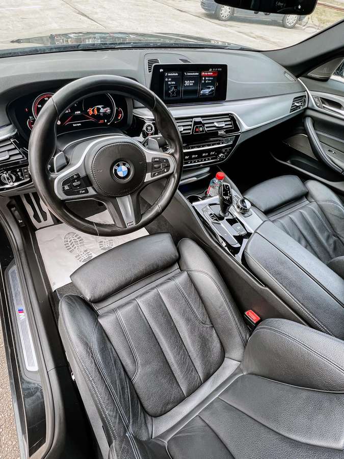 BMW 530, 3.0 l., Седан