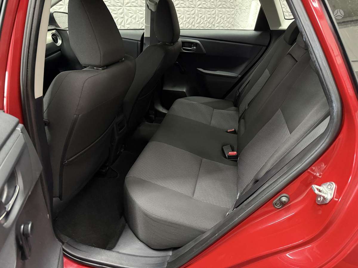 Toyota Auris, 1.6 l., hatchback