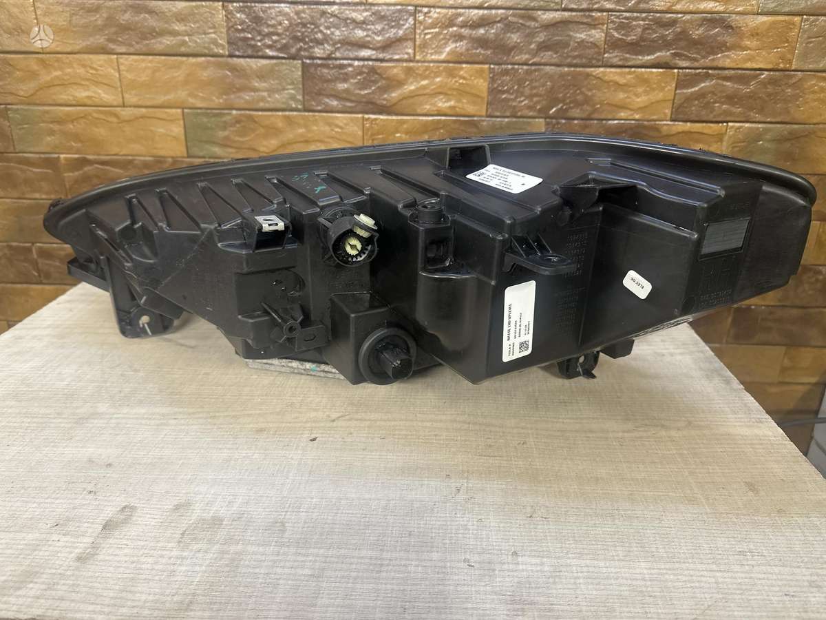 Tesla Model X, 103431900B 10341900c, žibintai