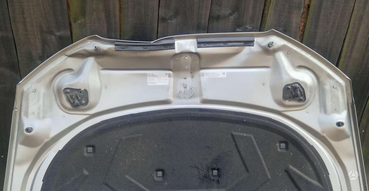 Audi A6 hood (front, rear)