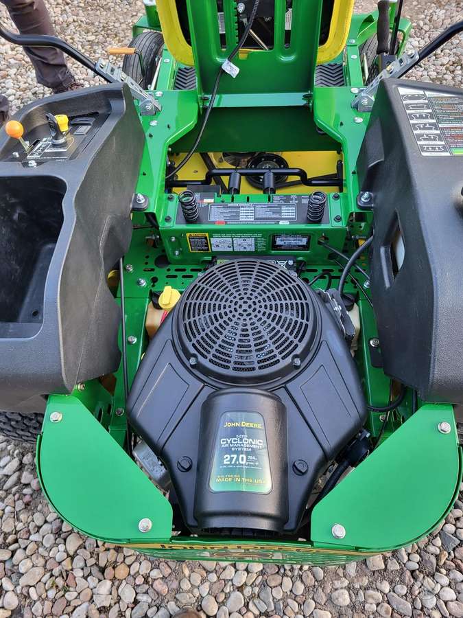 John Deere Z655, garden tractors