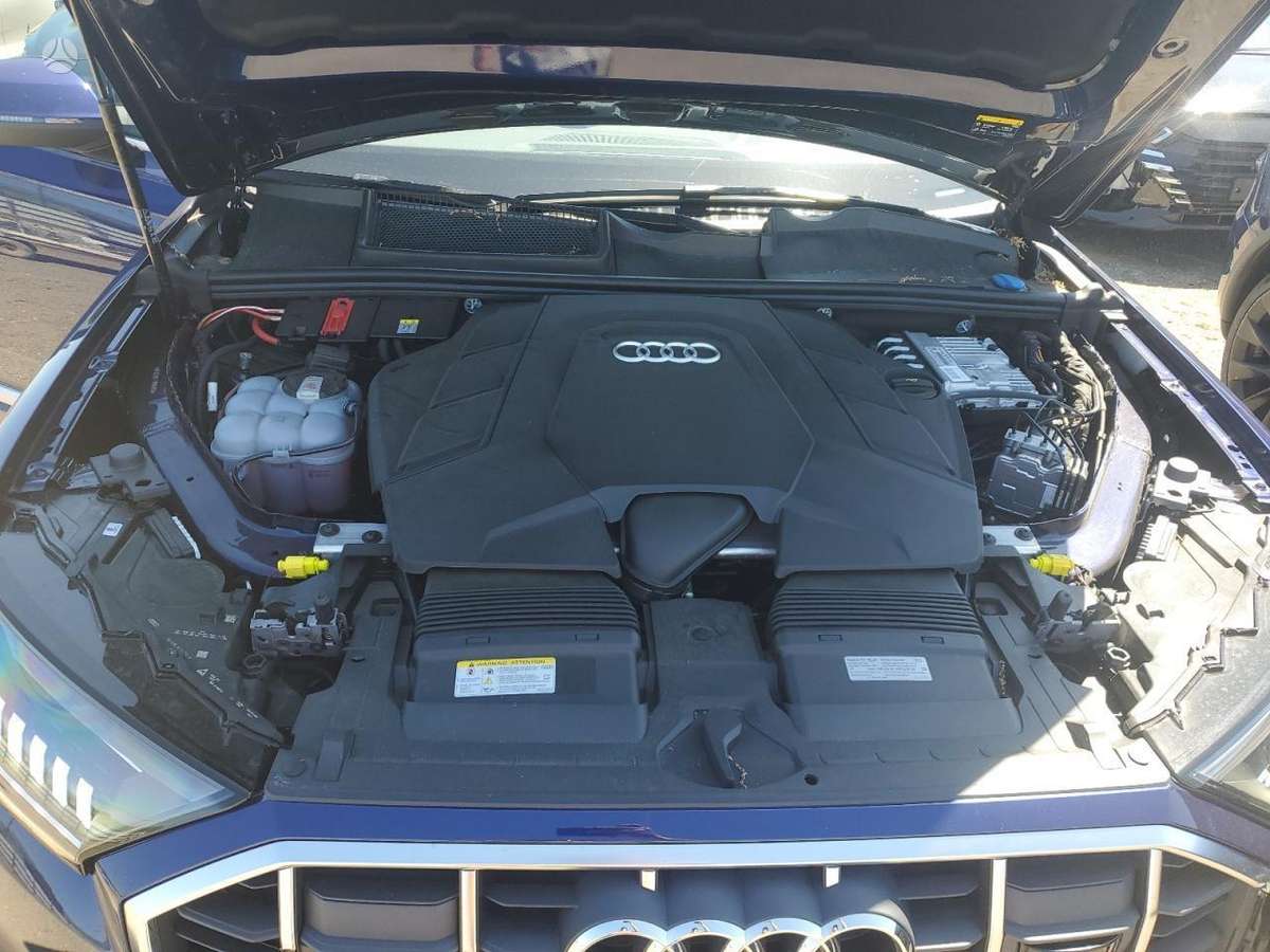 Audi Q7 Maža rida