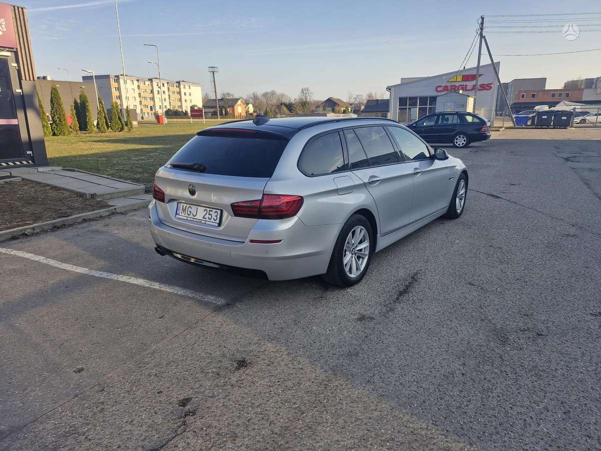 BMW 520, 2.0 l., wagon