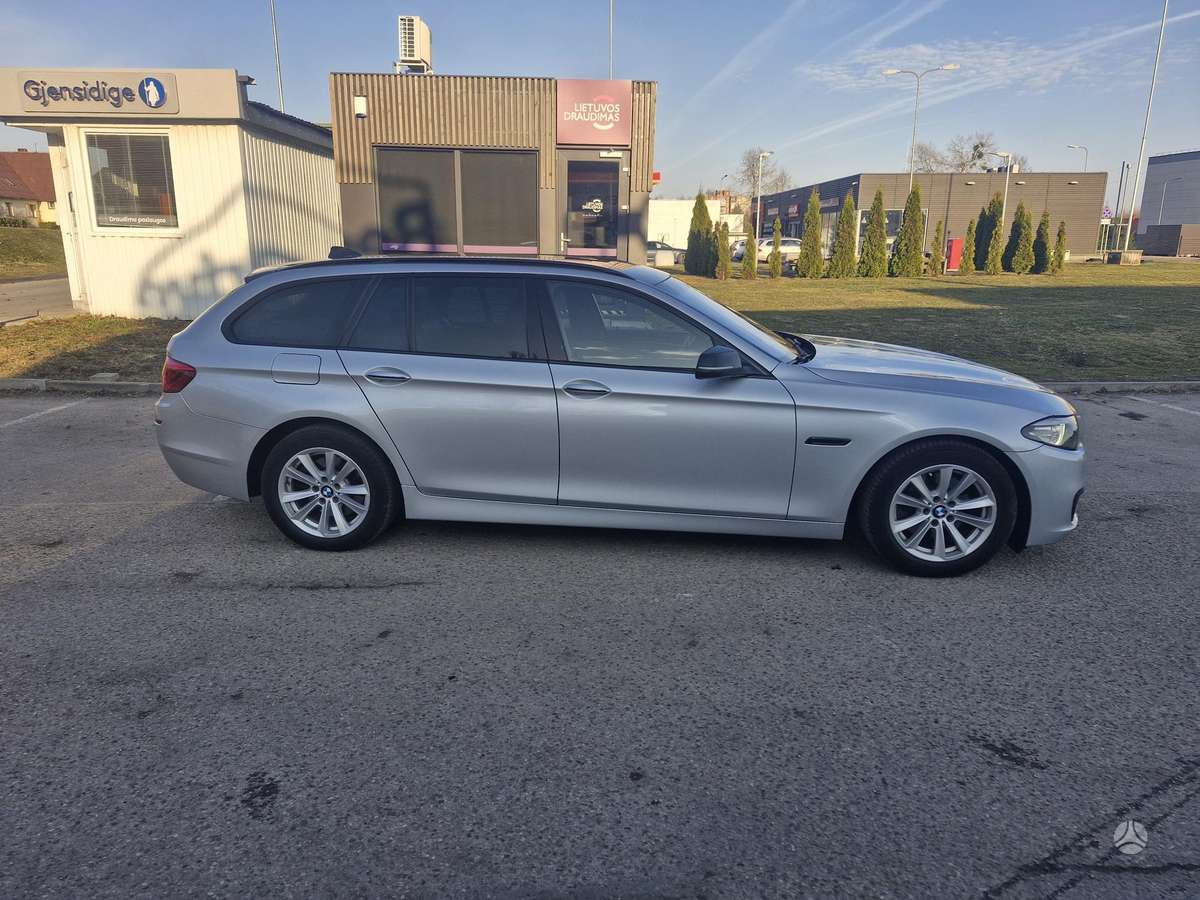 BMW 520, 2.0 l., wagon