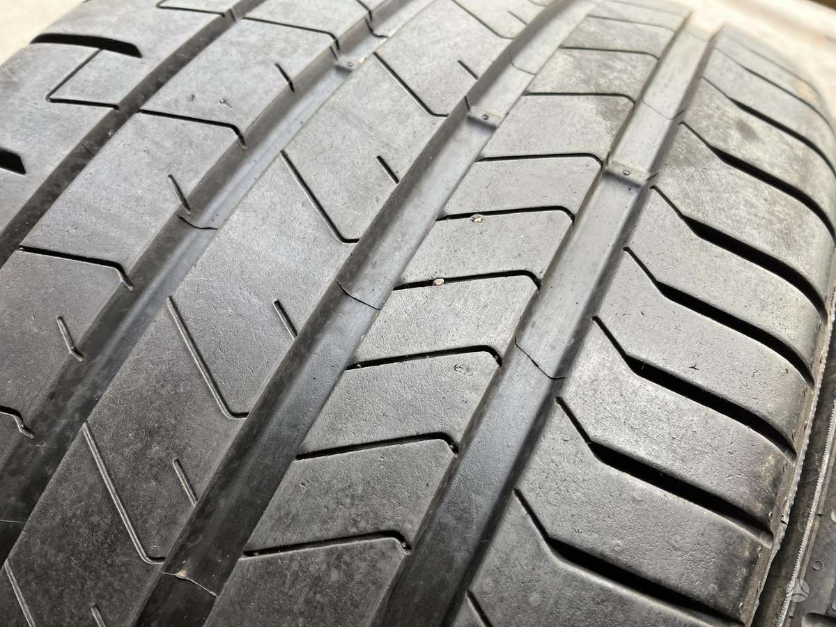 Pirelli PZero pz4 2022m, vasarinės 295/35 R23