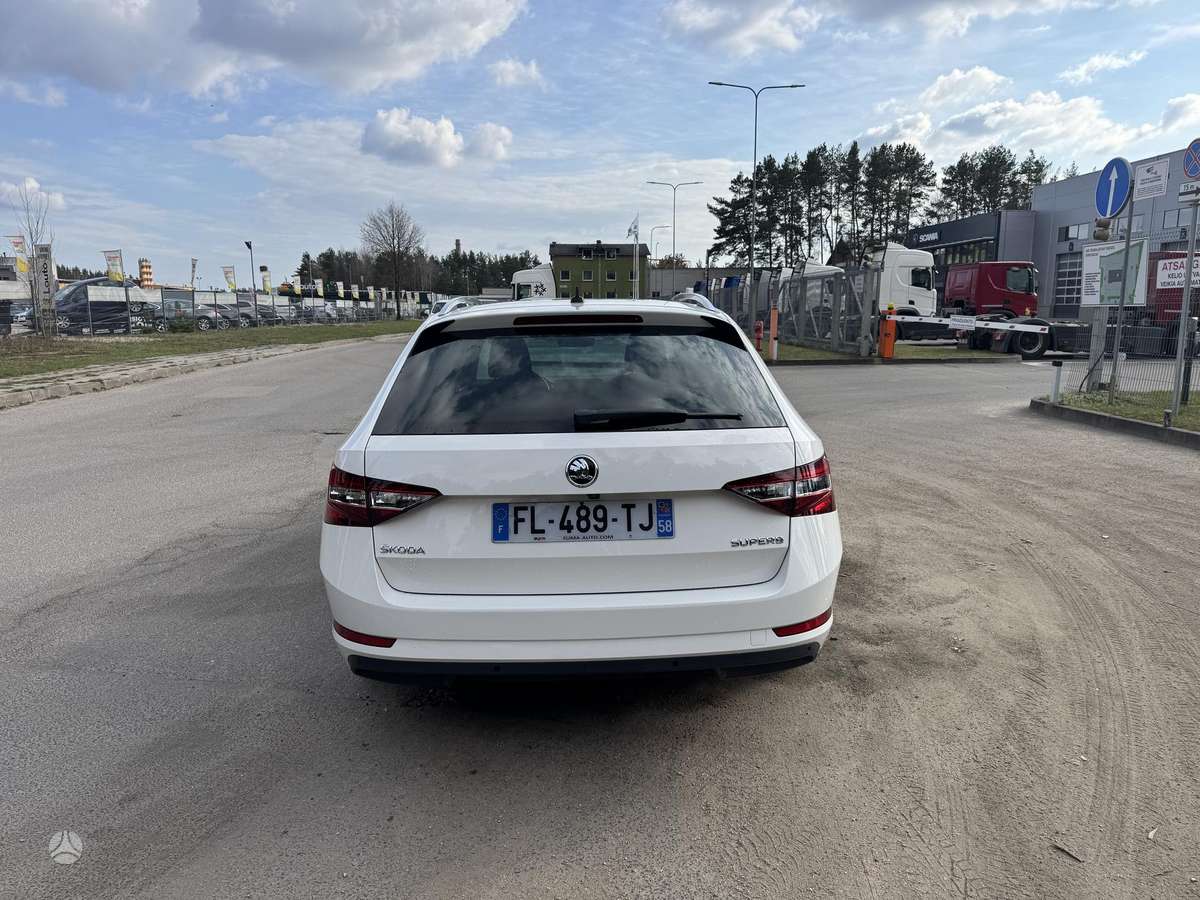 Skoda Superb, 1.6 l., Универсал