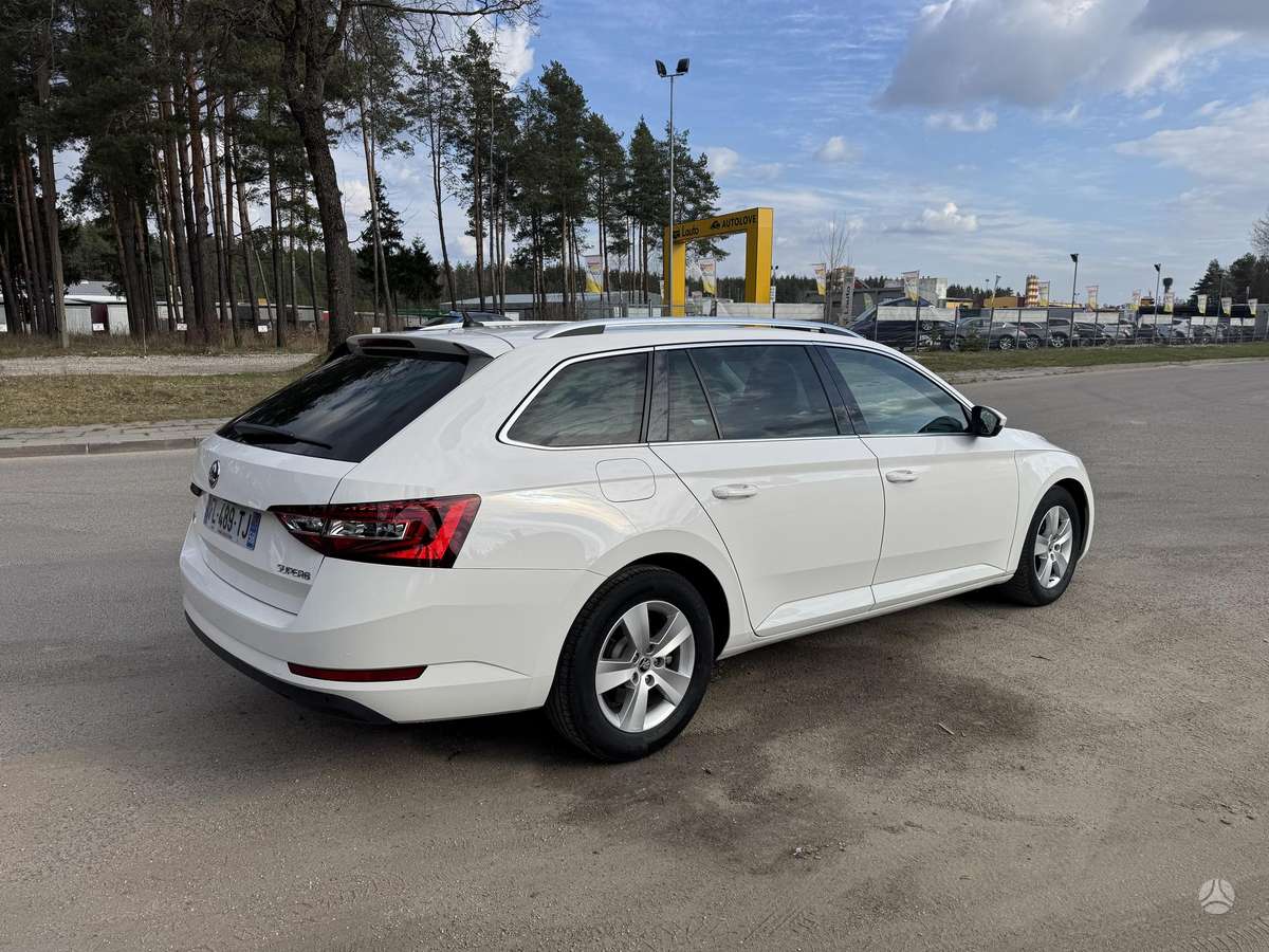Skoda Superb, 1.6 l., Универсал