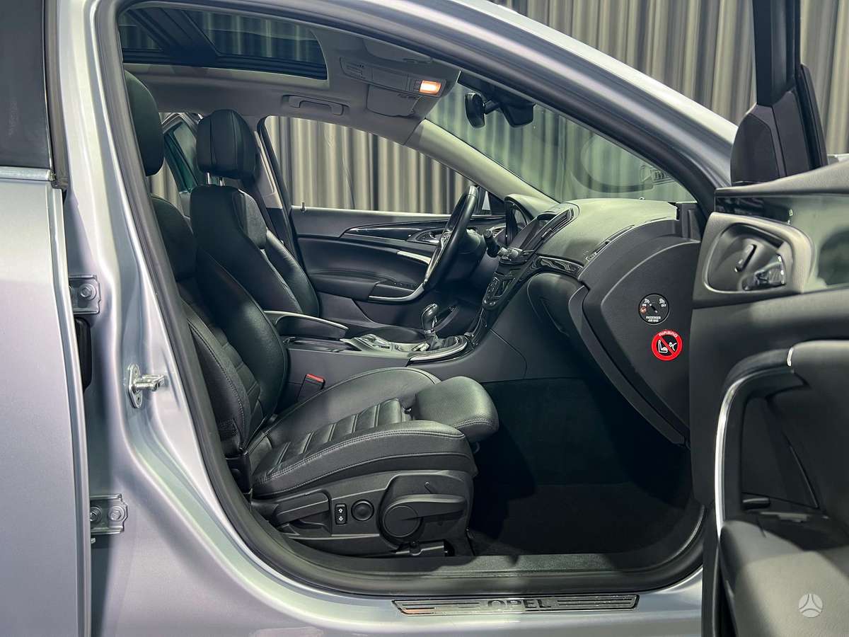 Opel Insignia, 2.0 l., Универсал