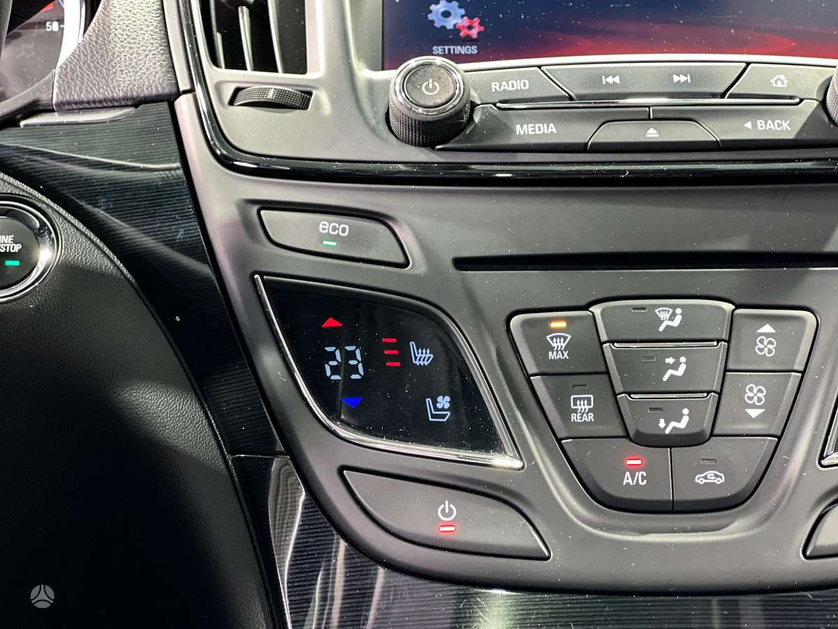 Opel Insignia, 2.0 l., Универсал