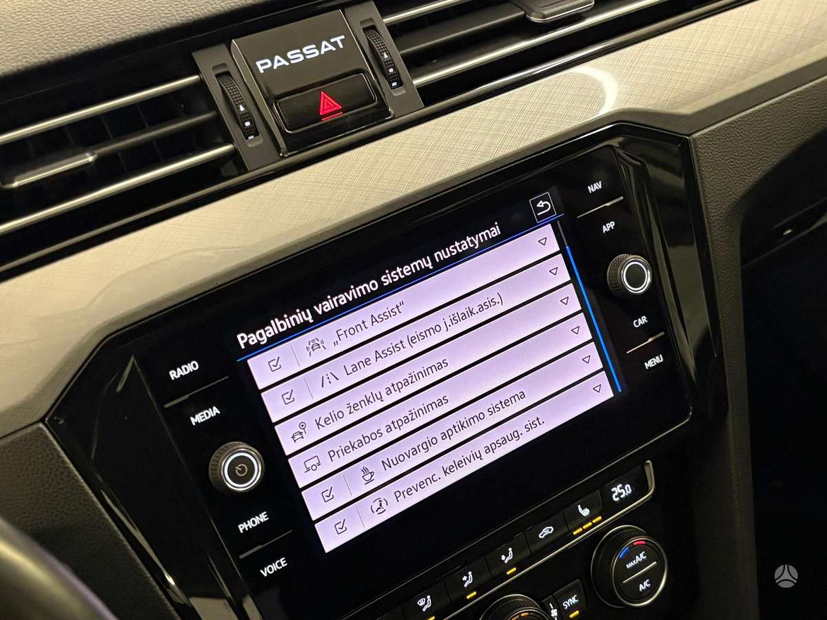 Volkswagen Passat, 2.0 l., Универсал