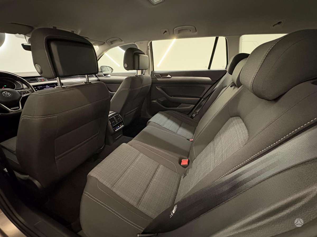 Volkswagen Passat, 2.0 l., Универсал