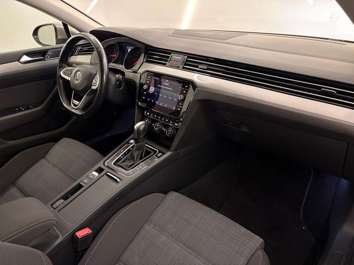 Volkswagen Passat, 2.0 l., Универсал