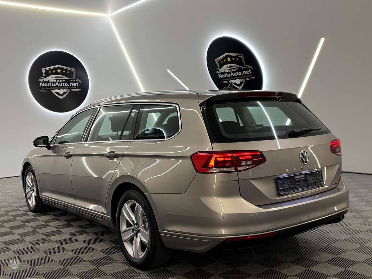 Volkswagen Passat, 2.0 l., Универсал